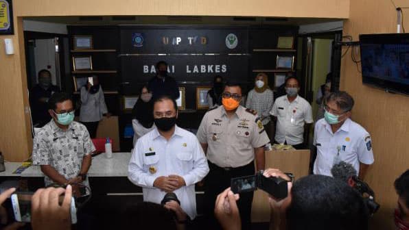 Percepatan pembuatan ruang Isolasi dan Lab PCR Test Swab Covid-19 Bersama bapak Gubernur Bangka Belitung
